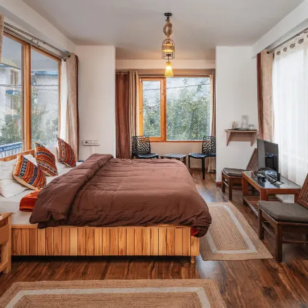 The Bunker Burwa Manali