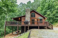 Blue Ridge Mountain Cabin w/ Hot Tub, Firepit, Game Room & Scenic Views