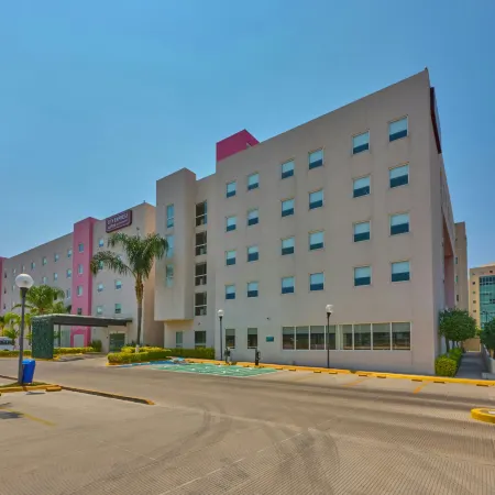 City Express Suites by Marriott Querétaro