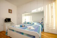 Torbole Relax, Pool & Balcony Apartment - Pet Friendly