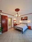 Vasilis Boutique Studios