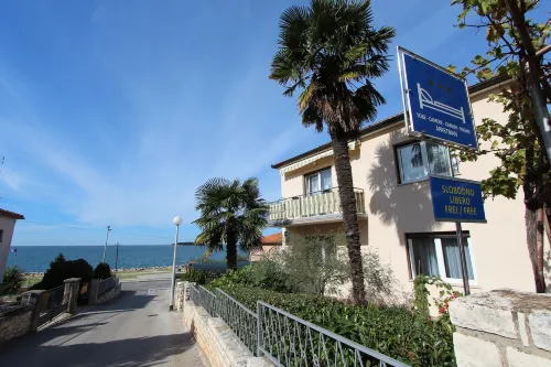 Rooms and Apartments Bella Vista - Pensions