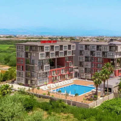 Laristone Suite Spa Hotel Hotels near Royal Seginus Beach