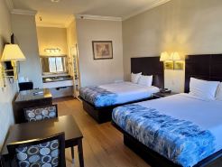 Castaic Inn Six Flags Valencia
