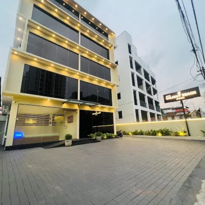 Hotel Calicut Beach Annex Hotels near Beach View Point