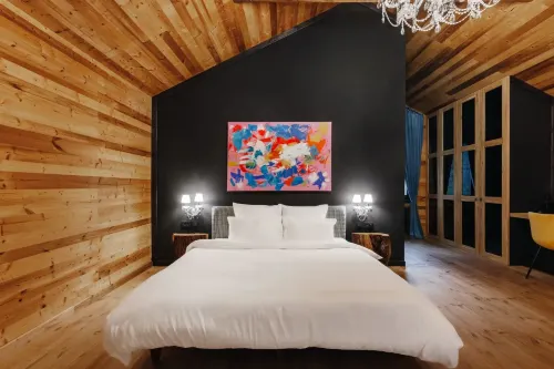 Pole Boutique Hotel