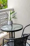 Easy Stay Pool Esplanade Views - Homestays
