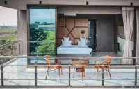 6BHK Pearl Drops Villa Igatpuri Heated Pool - สระว่ายน้ำส่วนตัว