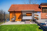 Timber Cottage With Pool and Hot Tub - Happy Rentals - Wifi