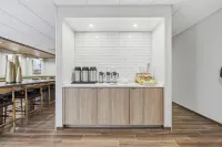 Fairfield by Marriott Inn & Suites Mount Pleasant, WI - petit déjeuner