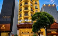 DAHLIALAND SAIGON HOTEL & SWIMMING POOL - 4-Star