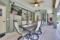 Weeki Wachee Retreat: Heated Pool and Fenced Yard - Homestays
