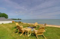 Waterfront Lake Huron Getaway w/ Private Beach - Wifi