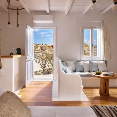 Milesian Suites Các khách sạn gần Bãi biển Sarakiniko