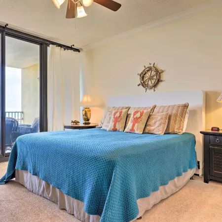 Family Condo: Resort Pool Access & Ocean View