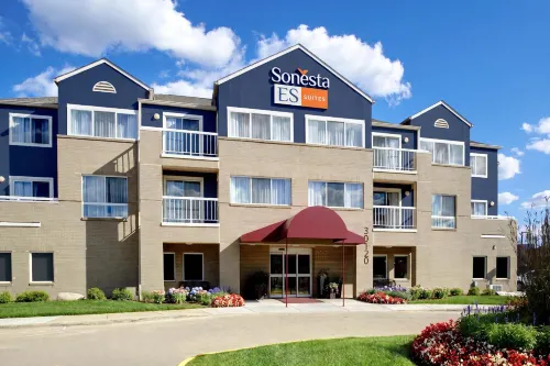 Sonesta ES Suites Detroit Warren - Gym