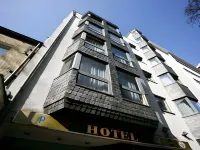 Novum Hotel an der Ko Dusseldorf - parkir