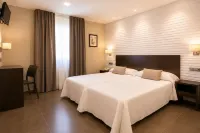 Hotel Restaurante El Corte - parking