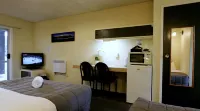 Alpine Motel - balcón