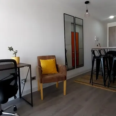 UChile Shopping Cowork Estacionamiento Hotels near Paseo Quilin