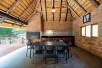 Kruger 268 - Luxury Self-Catering - ロッジ