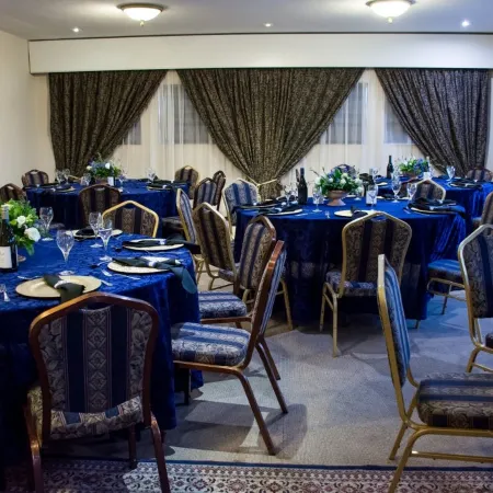 Alveston Manor Hotel