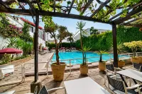 Hotel Mamora - Kolam Renang
