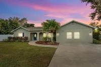 Backyard Paradise Sleeps 14 Arcade Games Spa - Jacuzzi