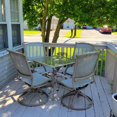 Single Family Beach Home steps away from the beautiful Sylvan Beach