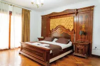 Hotel Divasto - 3-Star