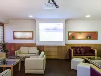 Ibis Porto São João - Pet friendly