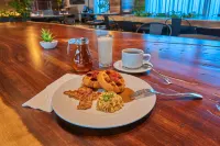 City Express Plus by Marriott Mexicali - breakfast