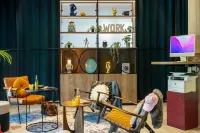 Moxy Simmern - parking