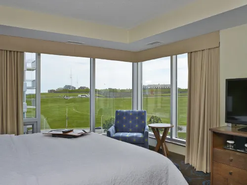 Hampton Inn by Hilton Halifax/Downtown - 2-Star
