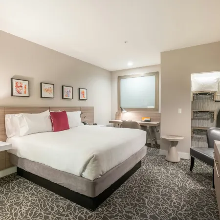 Hilton Garden Inn Wichita Downtown