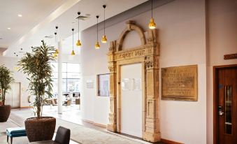 DoubleTree by Hilton Lincoln