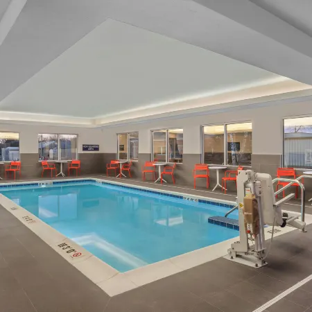 Tru by Hilton Janesville