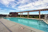 Home2 Suites by Hilton Tracy - Pools