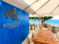 The Buccaneer Beach & Golf Resort - Wifi