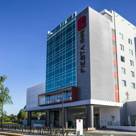 Fiesta Inn Celaya Galerias