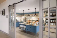 Country Inn & Suites by Radisson, Charlottesville-UVA, VA - Morgenmad