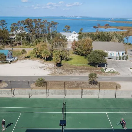Top Floor with Penthouse Views! Beachfront- 2 Bdrm-2 Bath, 2 Pools and Hot Tub!