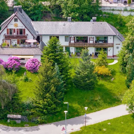 Titisee Haus an der Sonne by Kuckucksnester