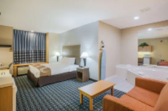 Sonesta Essential Hotels & Suites Kansas City Blue Springs Hotels in Jackson County