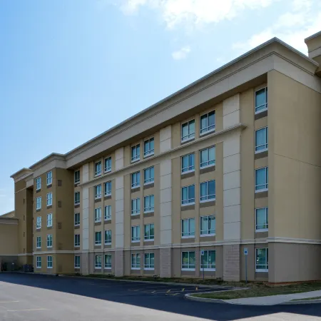 Holiday Inn 馬丁 伯克利縣住宿飯店