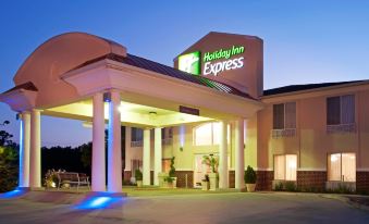 Holiday Inn Express Leesville-FT. Polk