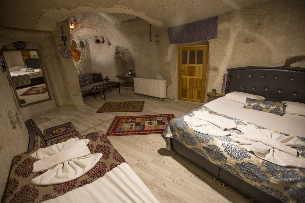 Mia Cappadocia Cave Hotel