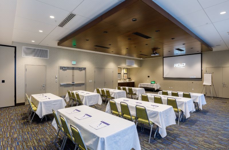 Holiday Inn Express & Suites Sturbridge by IHG photo 5