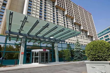 Mercure Budapest Castle Hill Отели рядом с достопримечательностью «Цепной мост Сечени»