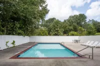 Howard Johnson by Wyndham Houma